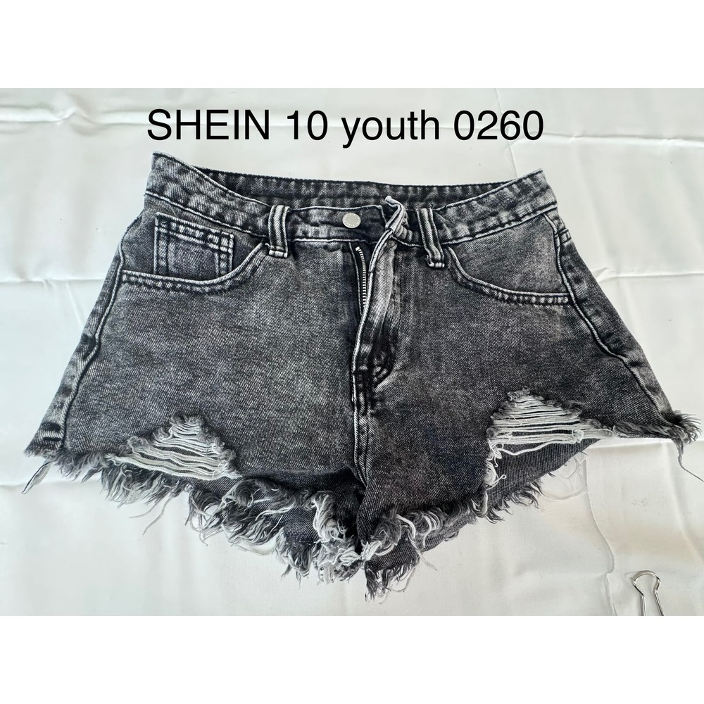 SHEIN Youth Girls Size 10 Distressed Denim Shorts Acid Wash Grey Frayed Hem 0260
